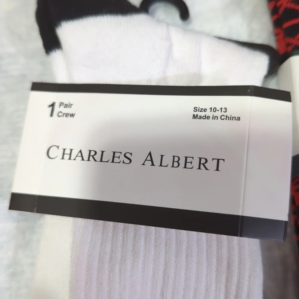 2 Pr. Men's Dress Crew Socks 2 pair Stripe & Geometric Size 10-13